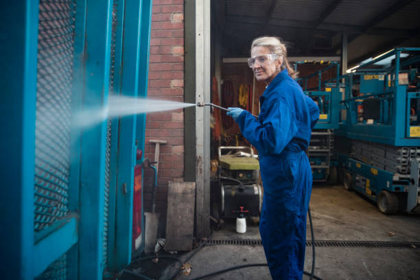 Professional Pressure Washing Services in Three Lakes, FL